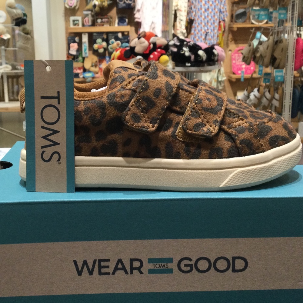Kids TOMS Cruz Double Strap Color Brown Sugar Mini Leopard Print Multiple Sizes